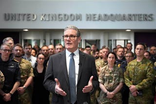 Prime Minister Kier Storms talks to a military base to meet the subsequent stages of the subsequent stages of the The Willing Coalition in Northwood, London on Thursday